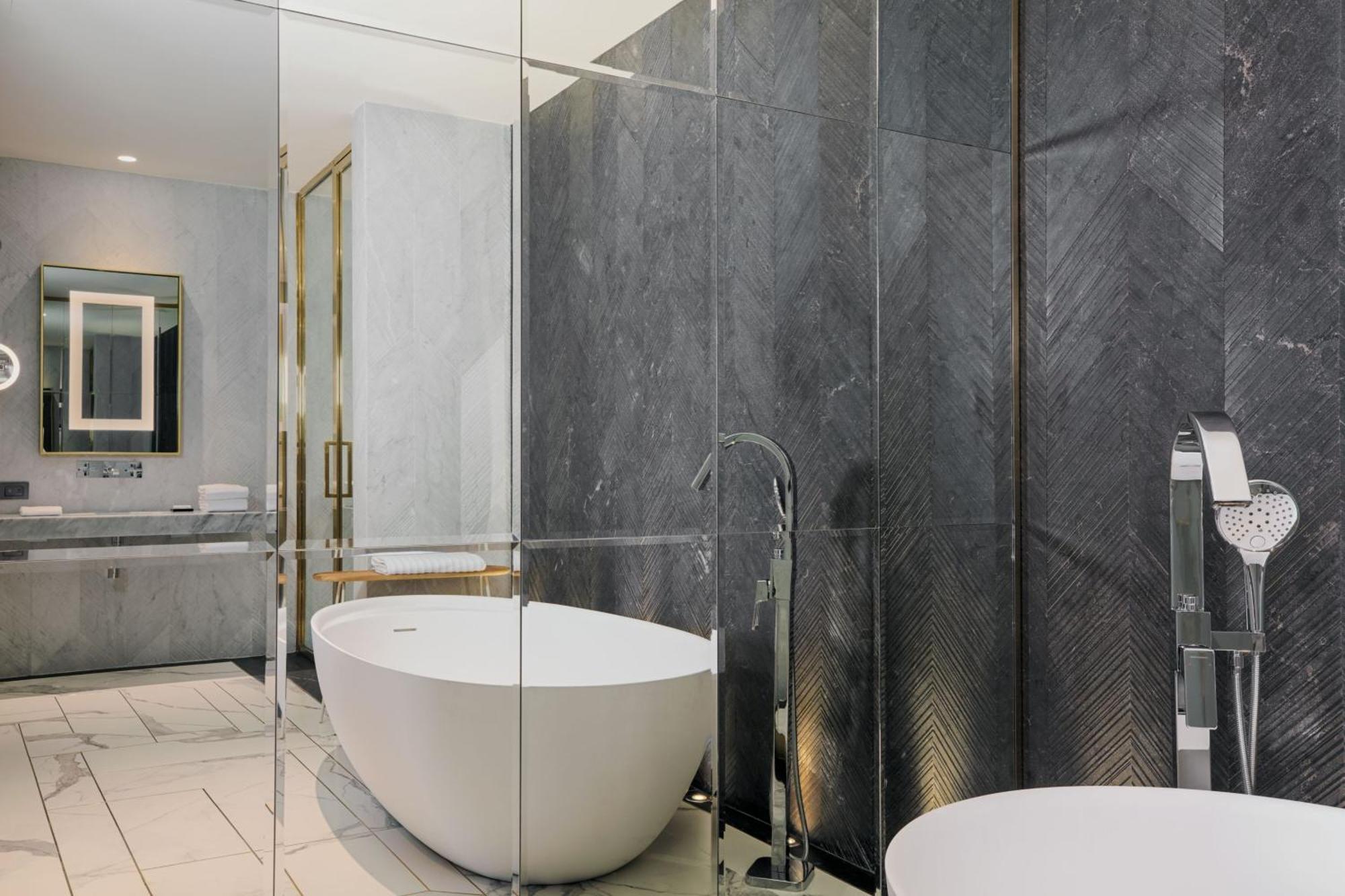 Le Meridien Батуми Екстериор снимка