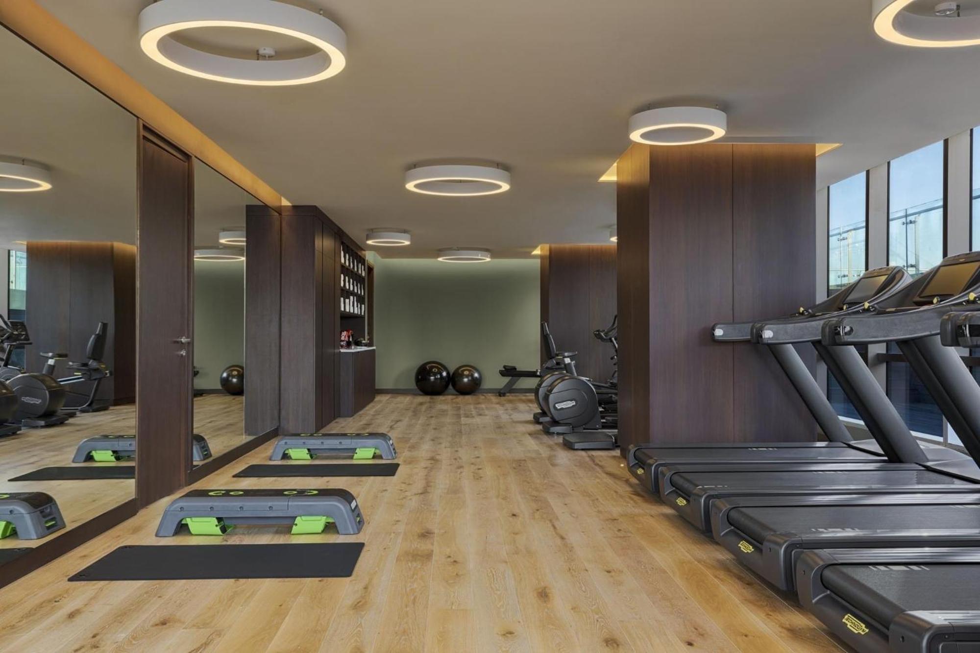 Le Meridien Батуми Екстериор снимка
