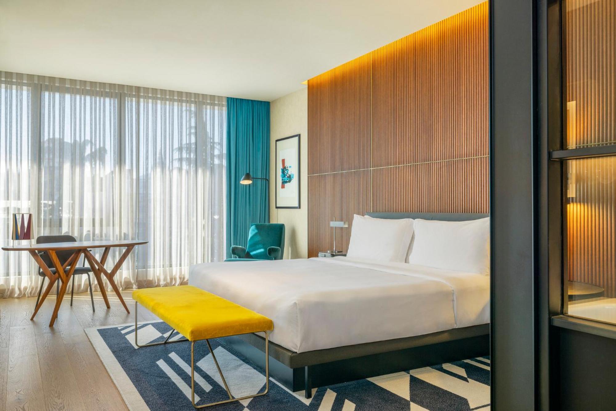 Le Meridien Батуми Екстериор снимка